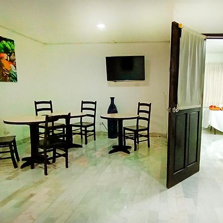 Hotel Imperial Laguna Faranda Cancún Esterno foto